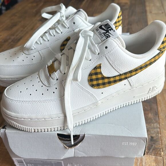 Size 8.5 - Nike Air Force 1 Low Bronzine Gingham Women - Picture 4 of 8
